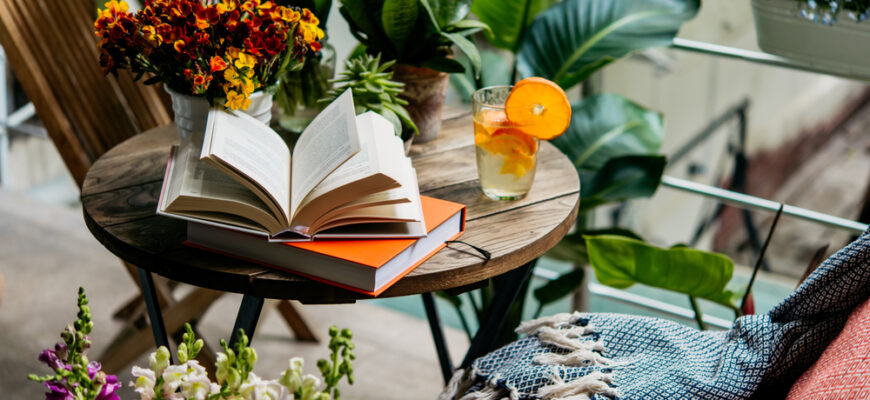 Reading,Books,In,Summer,At,A,Beautiful,Terrace,Or,Cozy